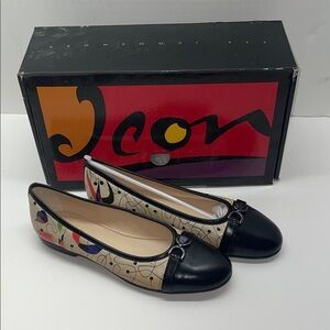 ICON Women's Black and Multicolour Ballet Flats